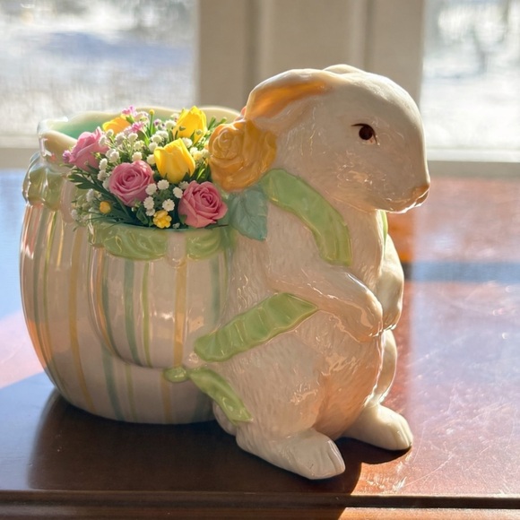 Belleek Bunny Planter Mug B2964 Vintage Easter - Picture 12 of 12
